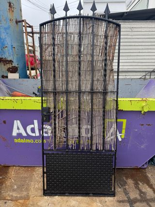 Puerta peatonal de hierro en medidas de 800x1980