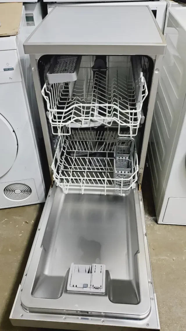 Lavavajillas Balay Plata 85×45 clase A ++