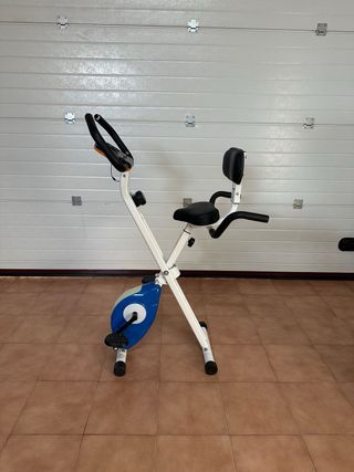 Bici Estática Plegable con Respaldo
