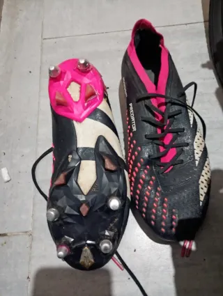 Zapatillas Adidas Predator Futbol Negras Rosas