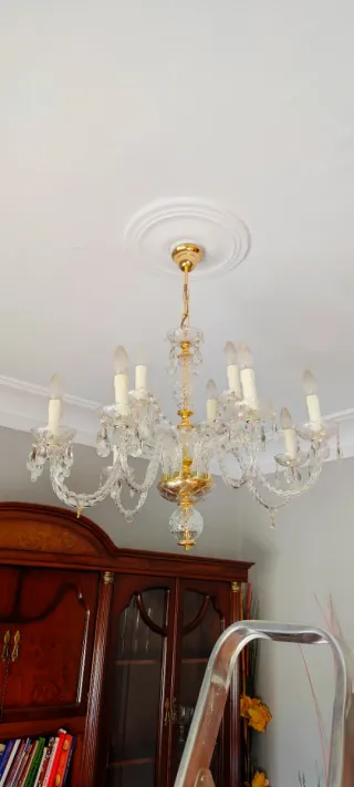Lámparas araña cristal y metal dorado