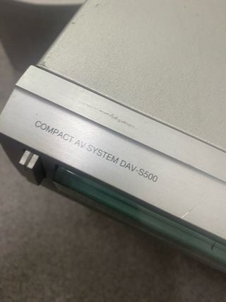 Sony DAV-S500 Home Cinema System