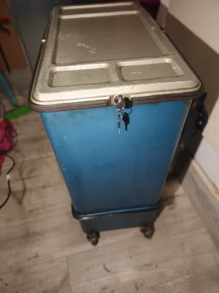 Carro de herramientas HECO azul