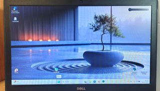 PARA JUGAR - Dell Latitude 5570 ( i5,256 Gb,8GB )