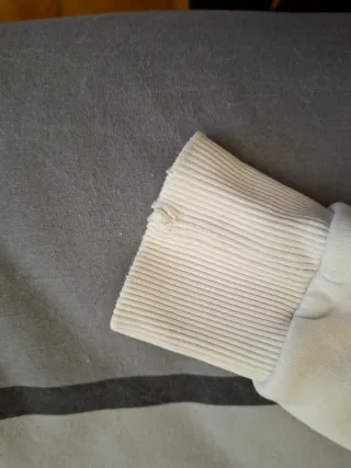 Felpa con cappuccio bianca e fantasia