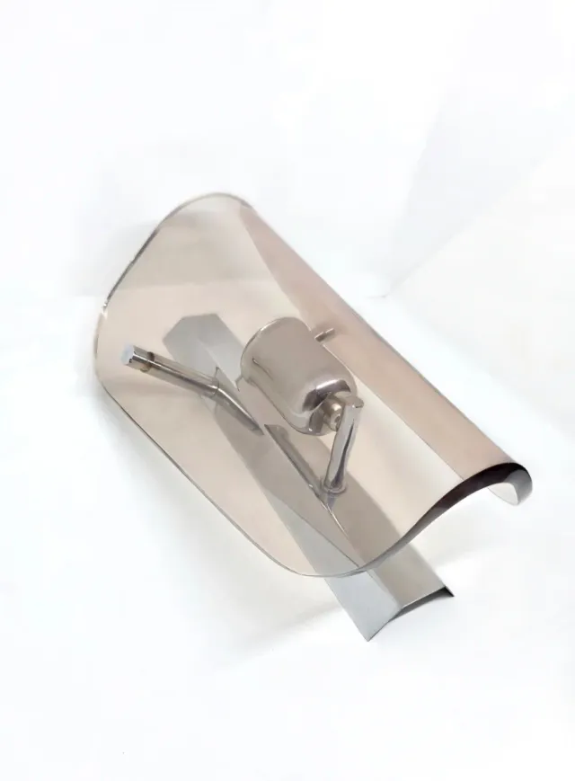 Aplique vintage metal y plástico