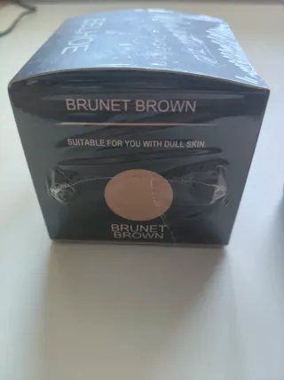 Maquillaje Moisture Cushion. 1 ud x 8€ ; 2 x 15€