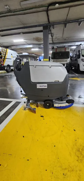 Nilfisk BA 531 D fregadora profesional