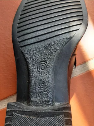 Scarpe nere da donna