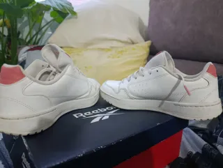 Zapatillas Adidas Blancas y Rosas