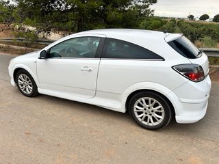 Opel Astra 2010 GTC SPORT