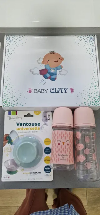 Pack Bebé:huellas, biberones suavinex y ventosa