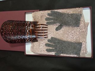 Vestido mujer + Mantilla + Guantes + Peineta