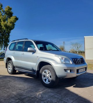 TOYOTA LAND CRUISER VX 5P