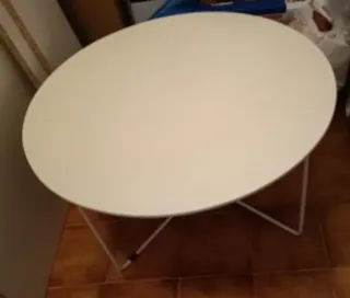 Mesa de centro redonda blanca