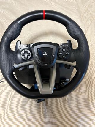 Volante Hori PS4/PS5 con pedales