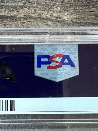 Cramorant 226 PSA 9 MINT