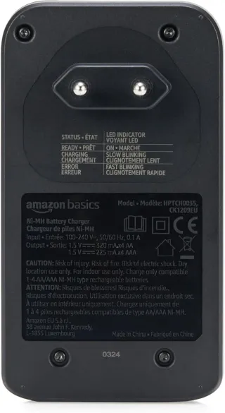 Amazon Basics Cargador de Pilas para Pilas Recargables AA y AAA NiMh, Enchufe de la UE, 4 Espacios., Negro