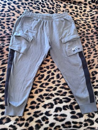 Pantalón Chándal Nike Air Cargo Gris Neo