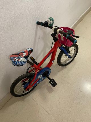 Bicicleta Infantil Roja y Azul