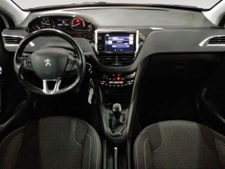 Peugeot 208 Allure