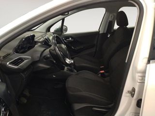 Peugeot 208 Allure
