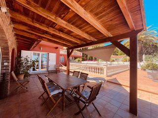 Casa adosada en alquiler en Les Rotes/Las Rotas en Dénia