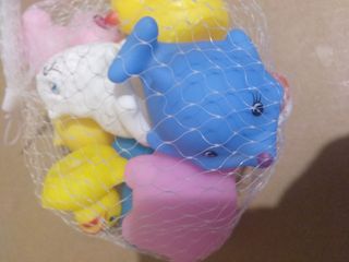 Juguetes de baño para bebés