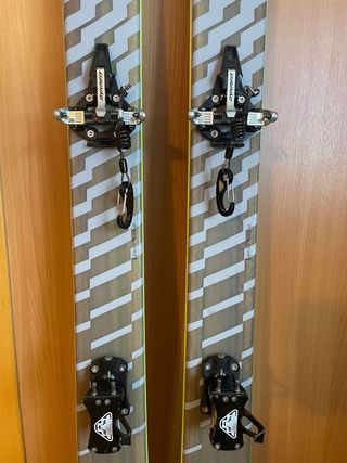 Esquís de travesia Scott Superguide 88