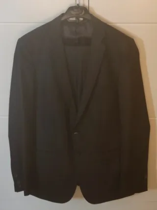 Traje Zara gris marengo hombre