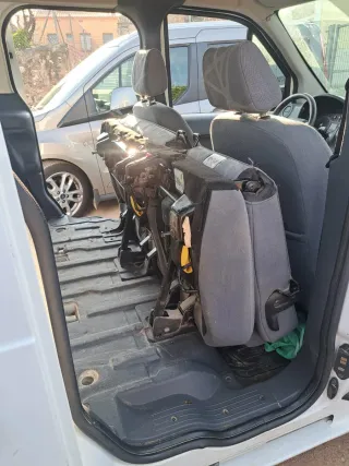 Ford Tourneo Connect 2011