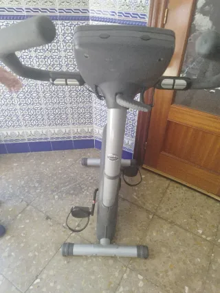 Bicicleta Estática BH Omega