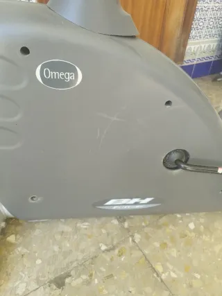 Bicicleta Estática BH Omega