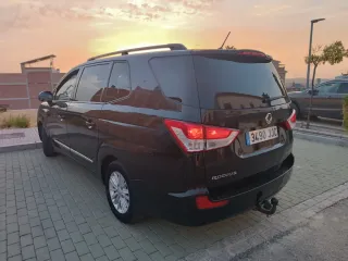 SsangYong Rodius 2015