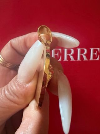 Medallón Versace Negro y Dorado