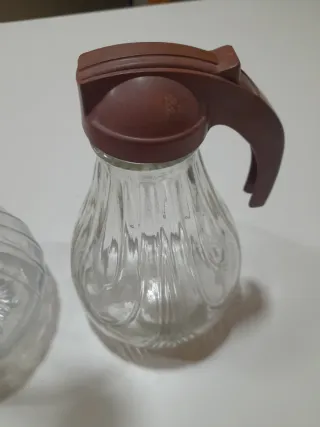 2 Vecchie Bottiglie in Cristallo