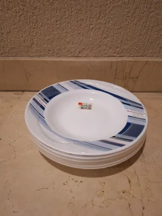 Vajilla nueva Bormioli