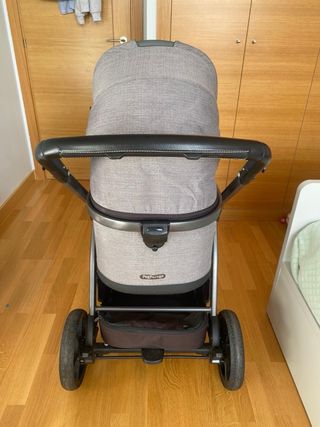 Peg Perego YPSI gris + capazo + extras