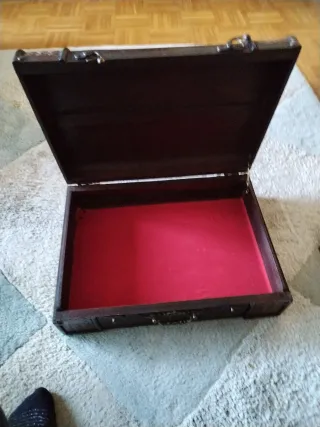 Maletín antiguo estilo vintage