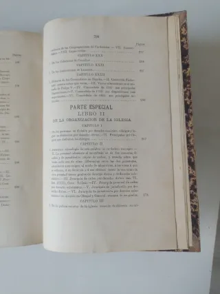 Libro de Derecho Canónico