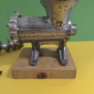 Picadora Carne Manual Antigua ELMA 12