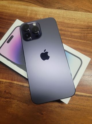 iPhone 14 Pro Max Morado