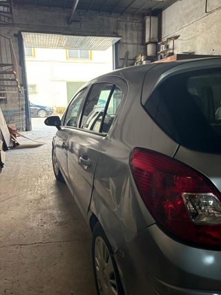 OPEL CORSA 2010