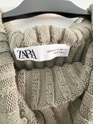 Top Zara Hombros Descubiertos Verde