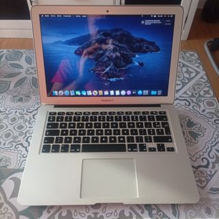 MacBook Air 13 2015 in ottime condizioni A1466