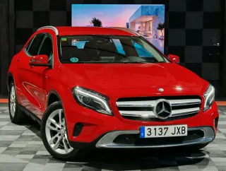 Mercedes-Benz GLA 200d 136CV Automático - 2017