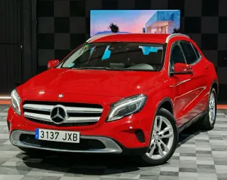 Mercedes-Benz GLA 200d 136CV Automático - 2017