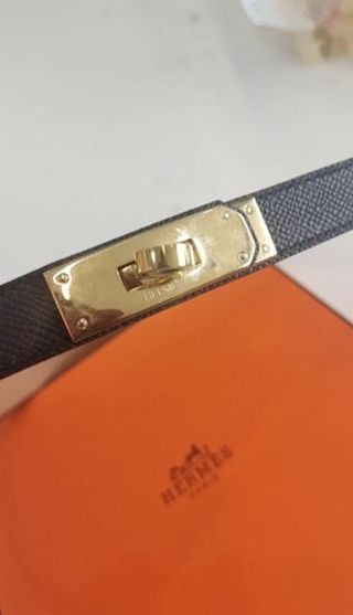 Cinturón Hermes Negro y Dorado