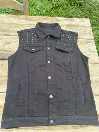 Chaleco Denim Zara con Tachuelas Talla L