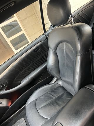 Mercedes-Benz CLK 2005